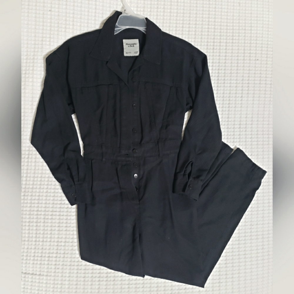 Black Abercrombie and Fitch Women's Jumpsuit